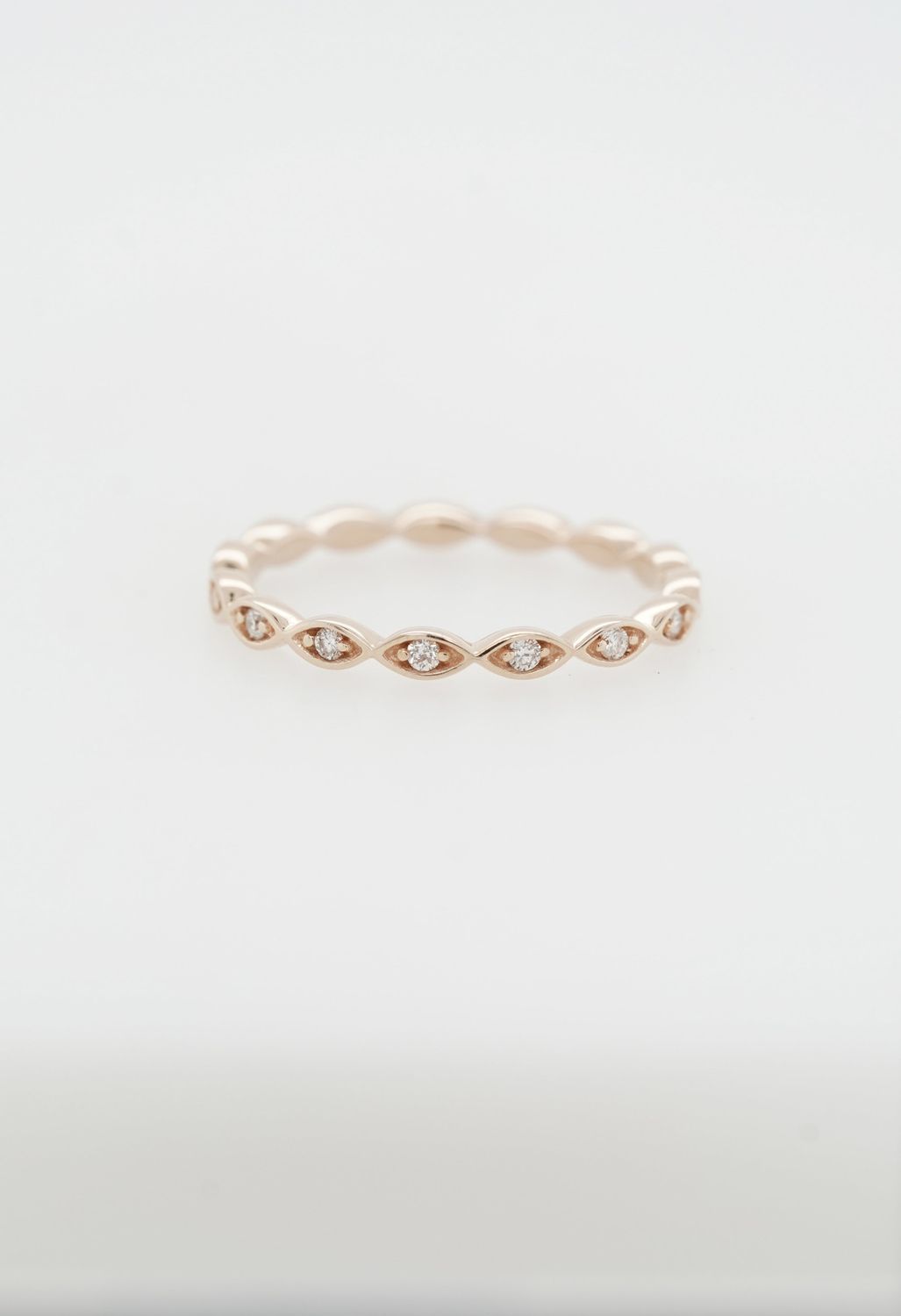14KR 1.7g .09ctw Diamond Stackable Band (size 7)