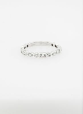 EET- 14KW 2.07g .29ctw Diamond Stackable Band (size 6.75)