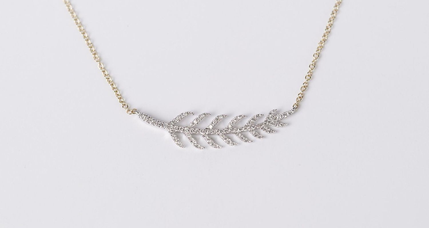 DVB- 14KY/W 2.1g .20ctw Diamond Feather Pendant (16-18&quot;)