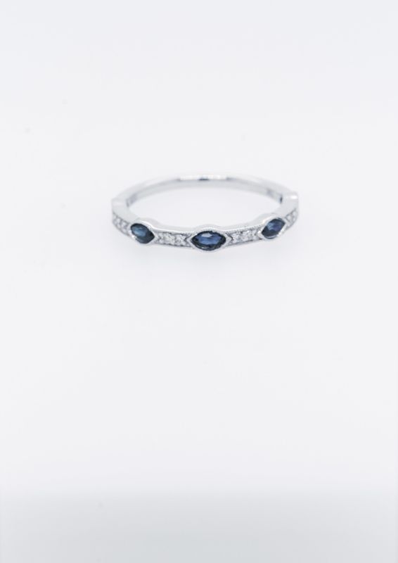 AVT-10KW 1.7g .07ctw Diamond .50ctw Sapphire Stackable Band (size 7)