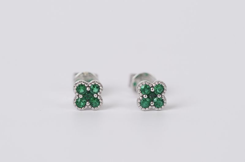 AIT-18KW 1.4g .29ctw Emerald Stud Earrings