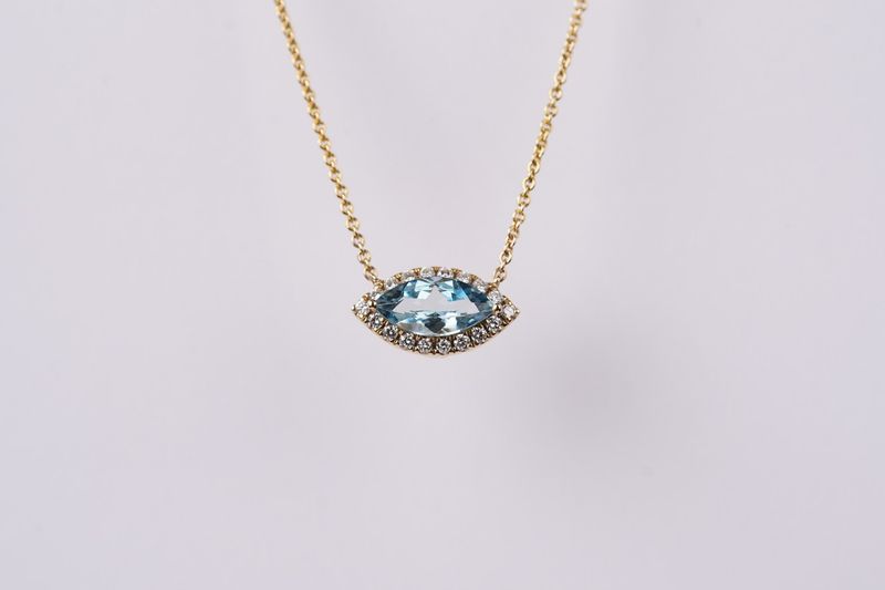 DDA-14KY 2.6g 1.11ctw (.94ctr) Aquamarine &amp; Diamond Halo Pendant 18"