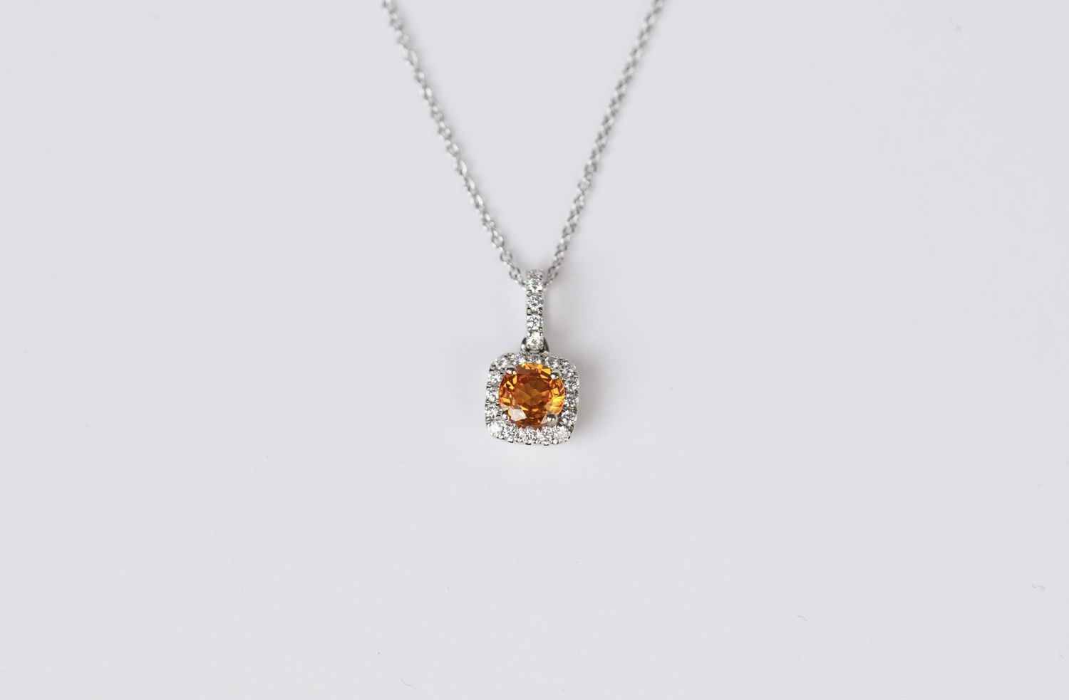 NEE-14KW 1.3g .84ctw (.68ctr) Sapphire &amp; Diamond Halo Pendant 18&quot;