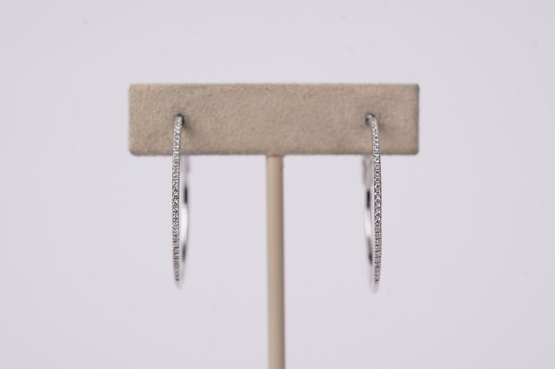 EVEX-14KW 2.3g .25ctw Diamond Hoop Earrings