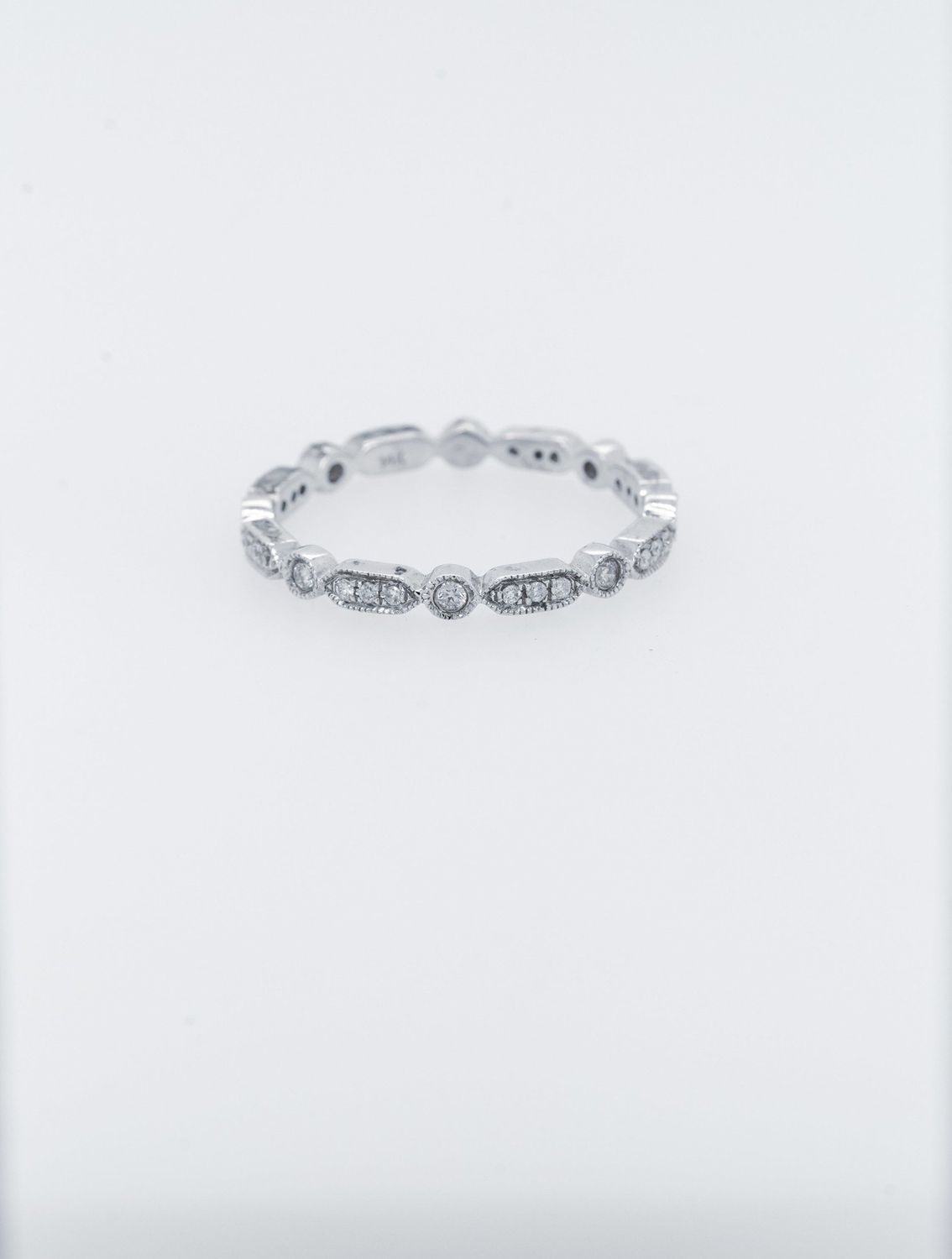 ATB-14KW 1.7g .24ctw Diamond Stackable Band (size 7)