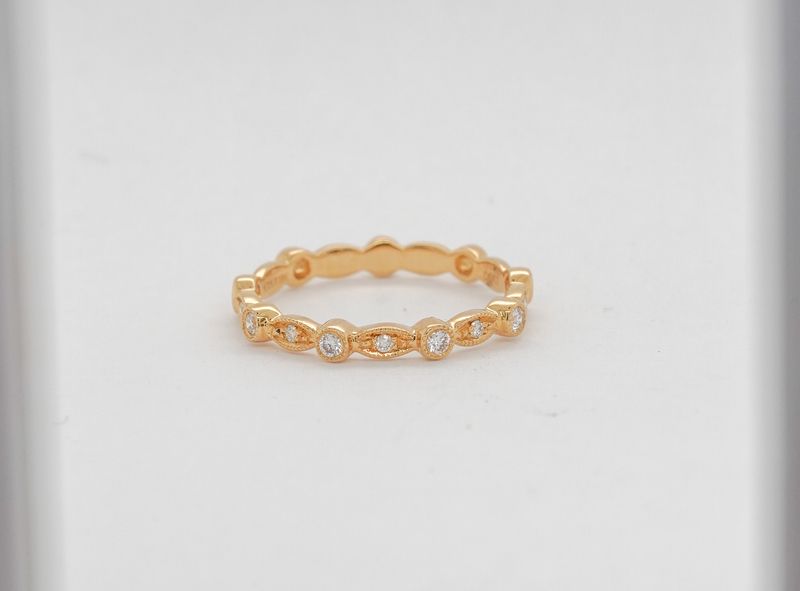NET-18KY 2.09g .11ctw Diamond Stackable Band (size 6.5)