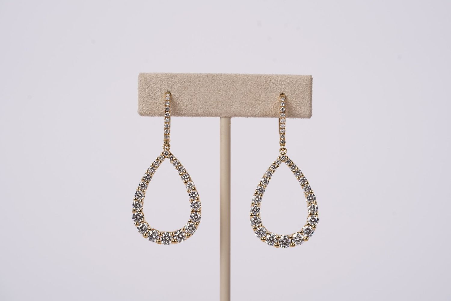 NBTT- 18KY 6.11g 3.51ctw Pear Shape Diamond Drop Earrings