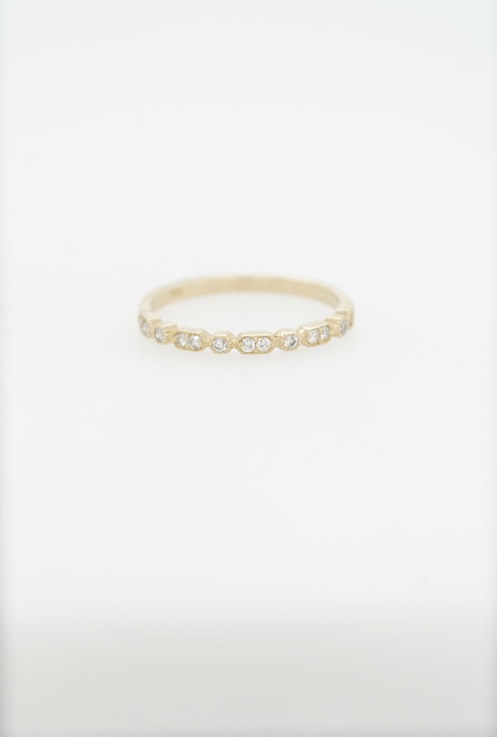 AAE-14KY 1.4g .15ctw Diamond Stackable Band (size 6.5)