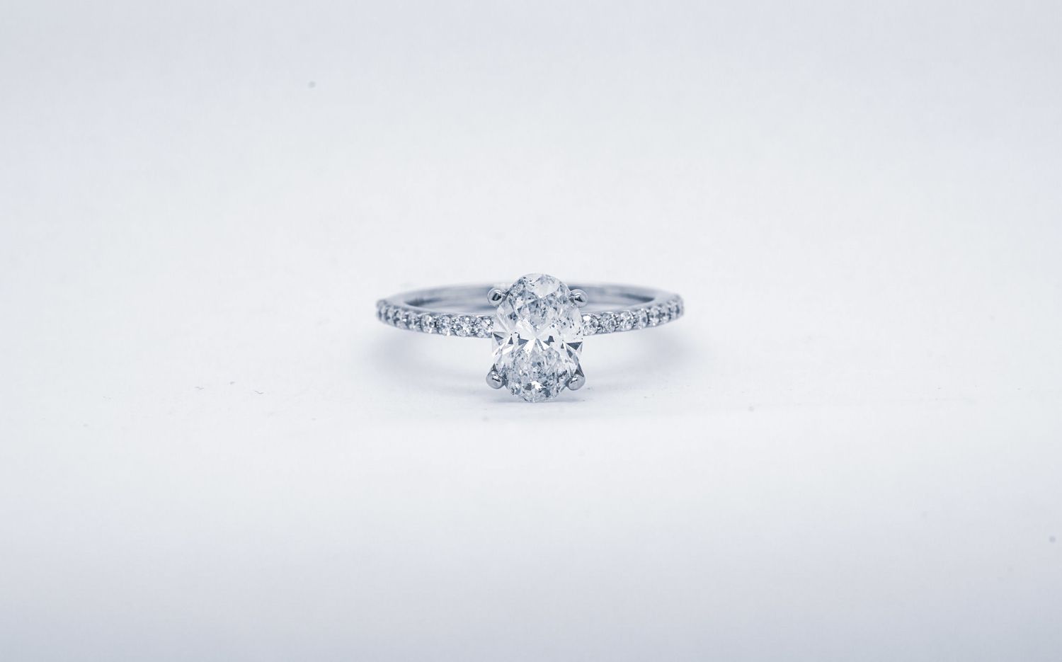 EDTT-14KW 2.51g 1.74ctw (1.52ctr) E/SI2 Oval Diamond Engagement Ring (size 7)