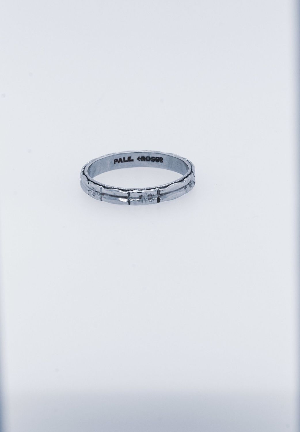 ATT- Palladium 1.62g Double Wedding Band (size 4.5)