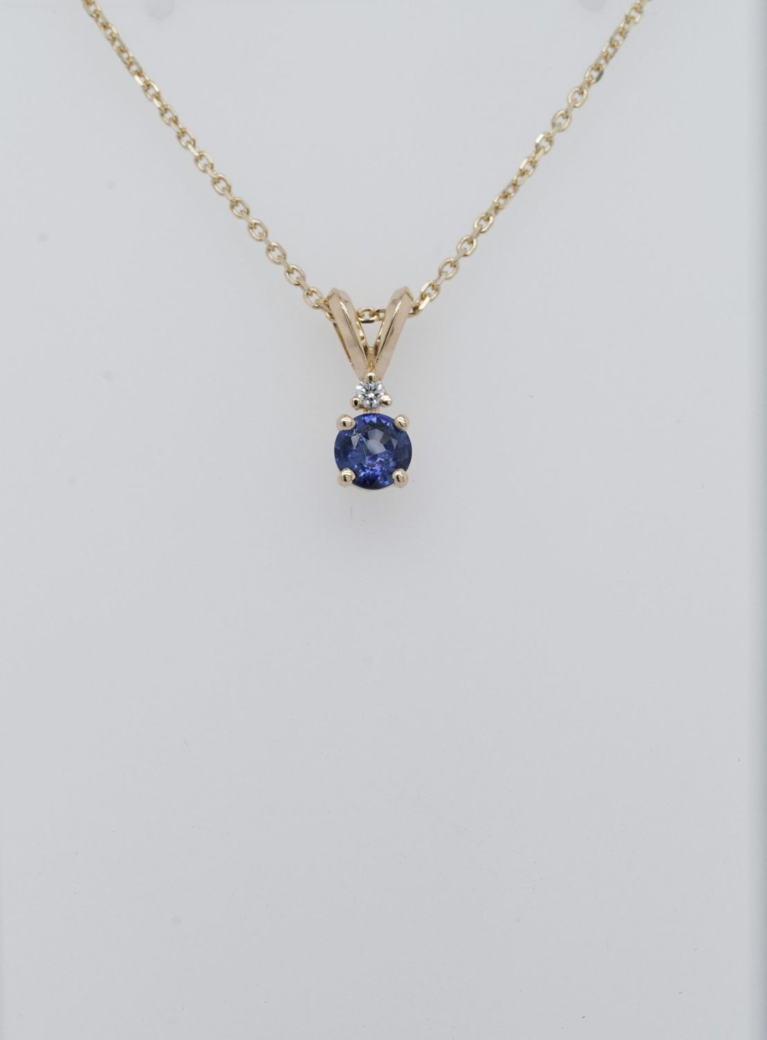 NDD- 14KY 2.3g .38ctw Ceylon Sapphire &amp; Diamond Necklace 16-18&quot;