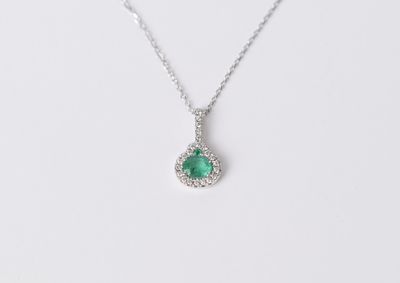 NDE- 14KW 1.6g .10ctw Diamond .47ctw Emerald Fashion Pendant (16&quot;)