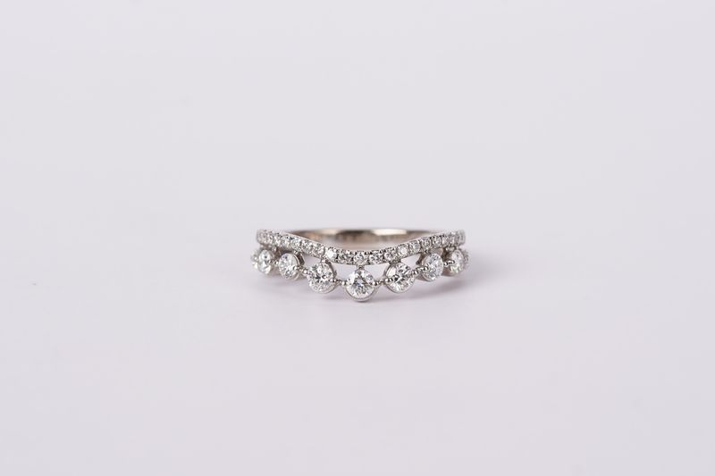DTT-14KW 3.21g 1.00ctw Diamond Curved Band (size 6.5)