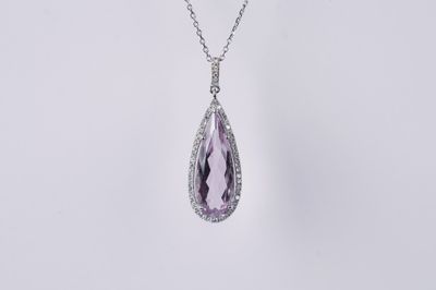 14KW 3.3g 5.84ctw (5.58ctr) Amethyst &amp; Diamond Halo Pendant 20&quot;