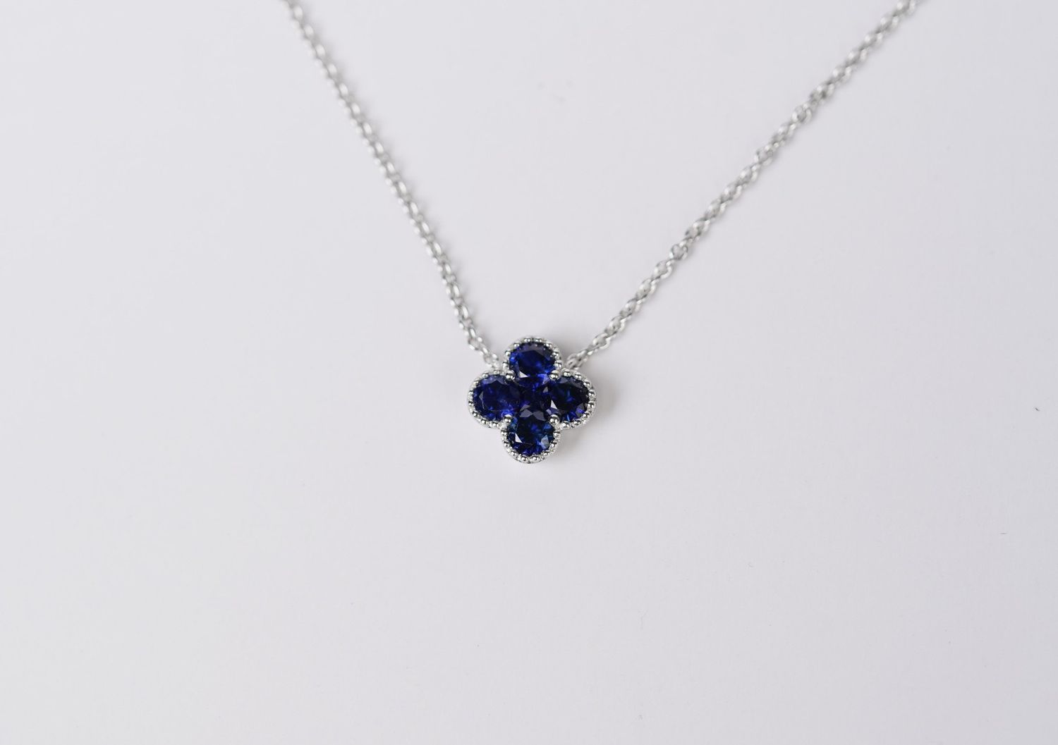 NII-18KW 2.4g .65ctw Sapphire Cluster Pendant 16-18&quot;