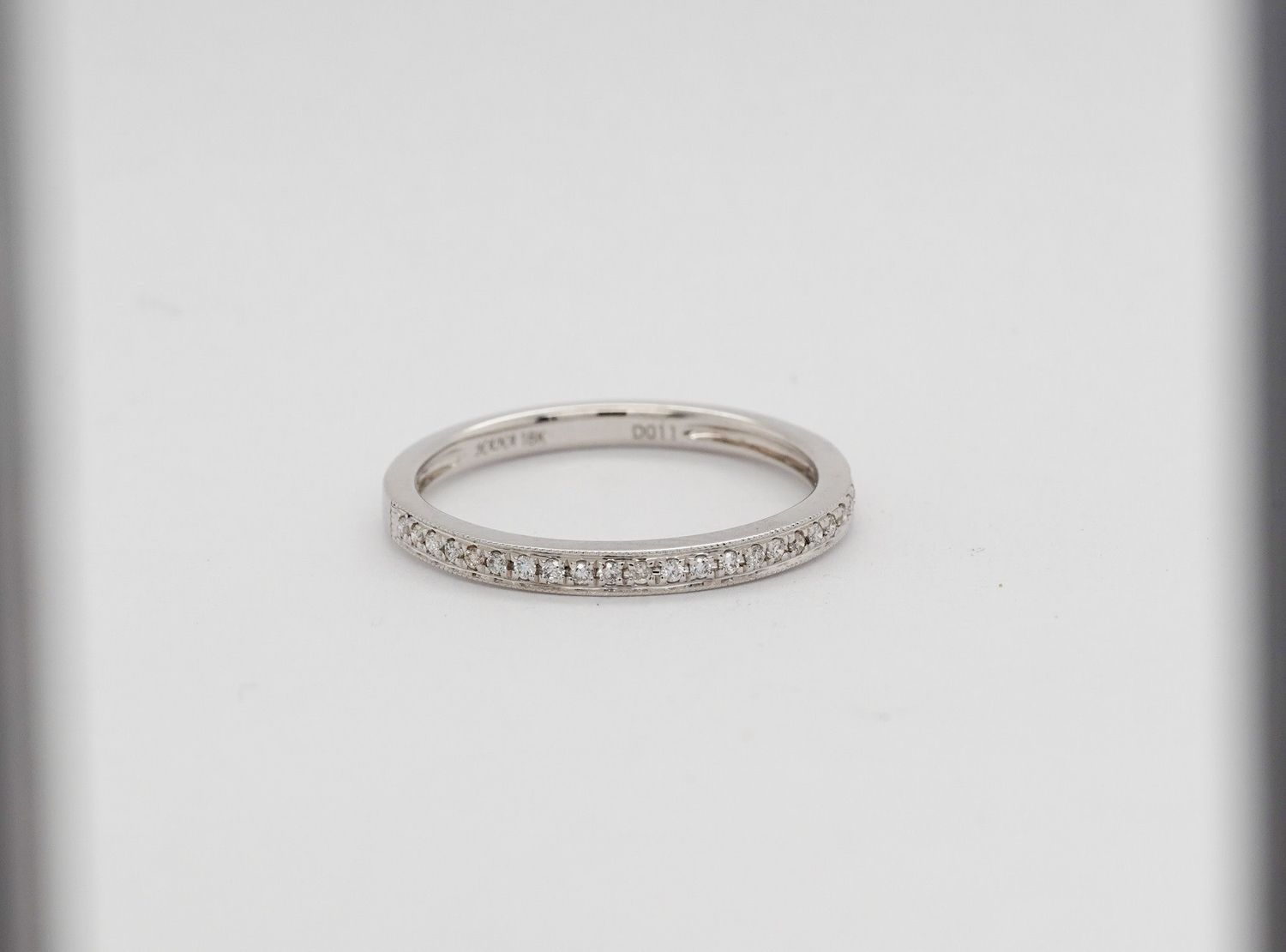 NET- 18KW 1.92g .11g Diamond Stackable Band (size 6.5)