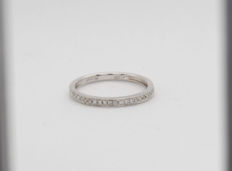 NET- 18KW 1.92g .11g Diamond Stackable Band (size 6.5)