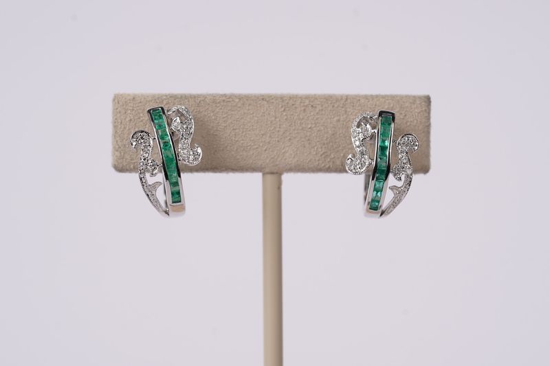 AIE- 14KW 4.2g .10ctw Diamond .36ctw Emerald Hoop Earrings