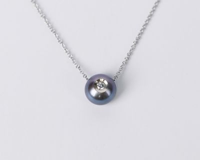 VTT-14KW 4.1g 7.5-8.5mm Tahitian Pearl &amp; Diamond Set 18&quot;