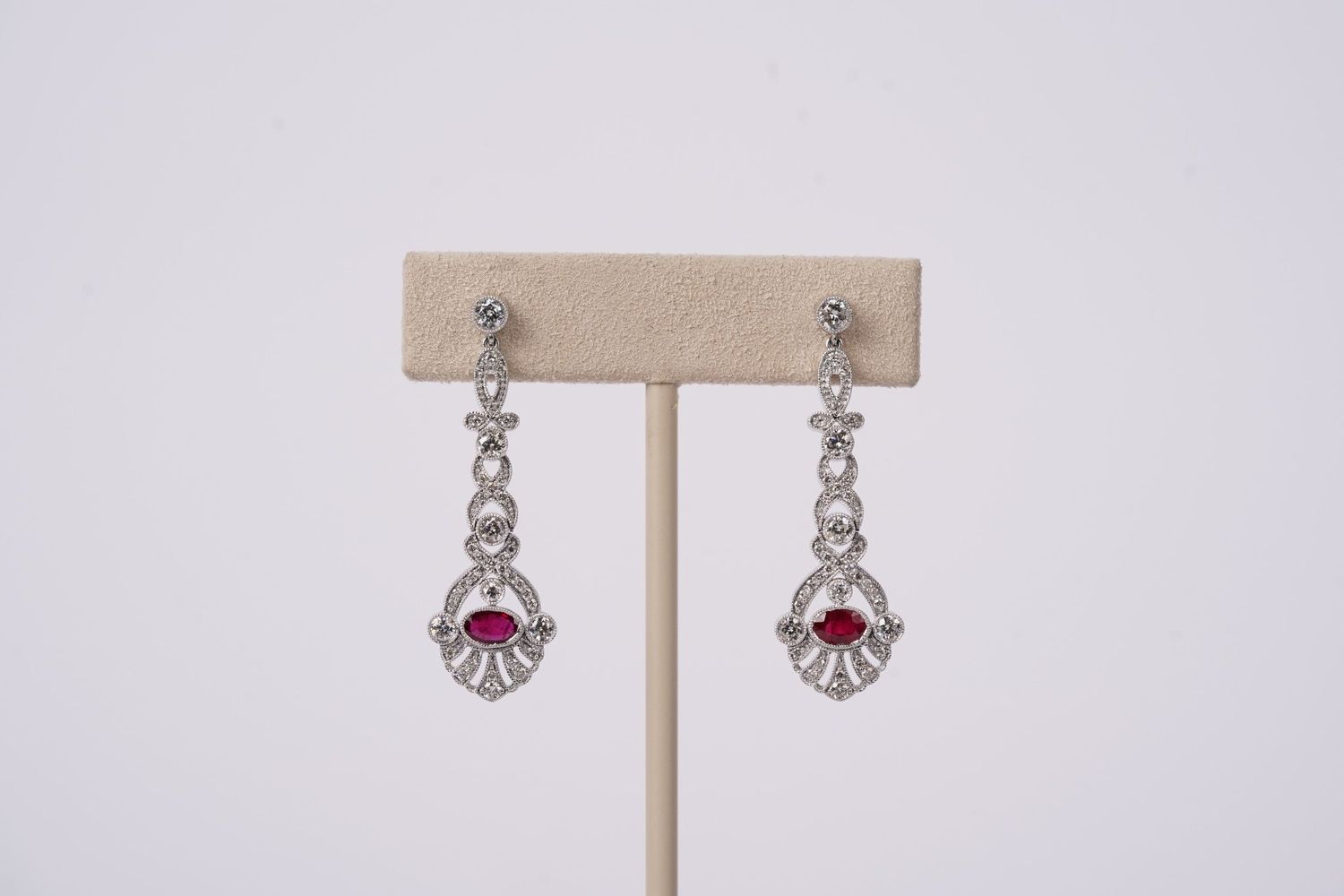 VVTE-14KW 5.2g 1.00ctw Diamond .50ctw Ruby Dangle Earrings