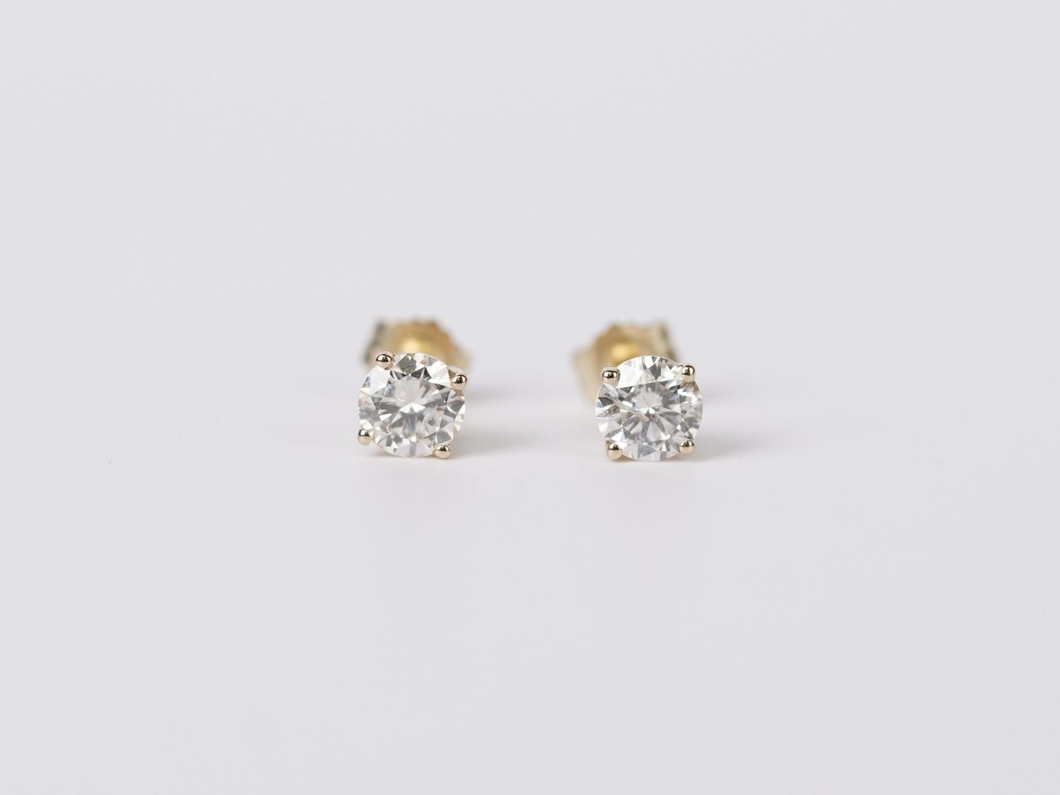 VTPT- 14KY  1.00ctw I-J/SI2 Round Diamond Solitaire Earrings
