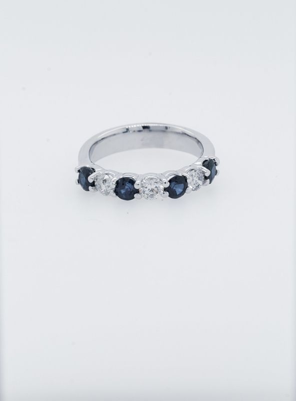 RLL- 14KW 4.23g .57ctw Diamond 1.25ctw Blue Sapphire Wedding Band (size 7)