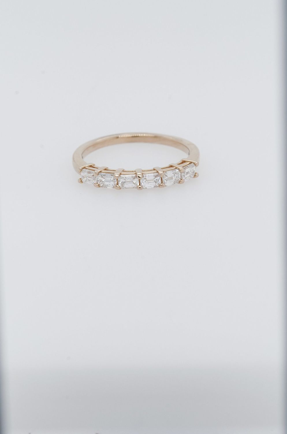 VVTT- 14KY 2.1g 1.25ctw G-H/VS Emerald Diamond Stackable Band (size 7)
