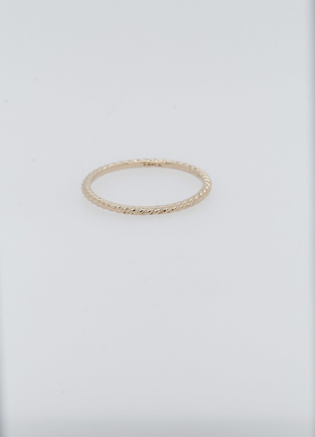 VNT- 14KY 1.1g Twisted Yellow Gold Wedding Band (size 6)