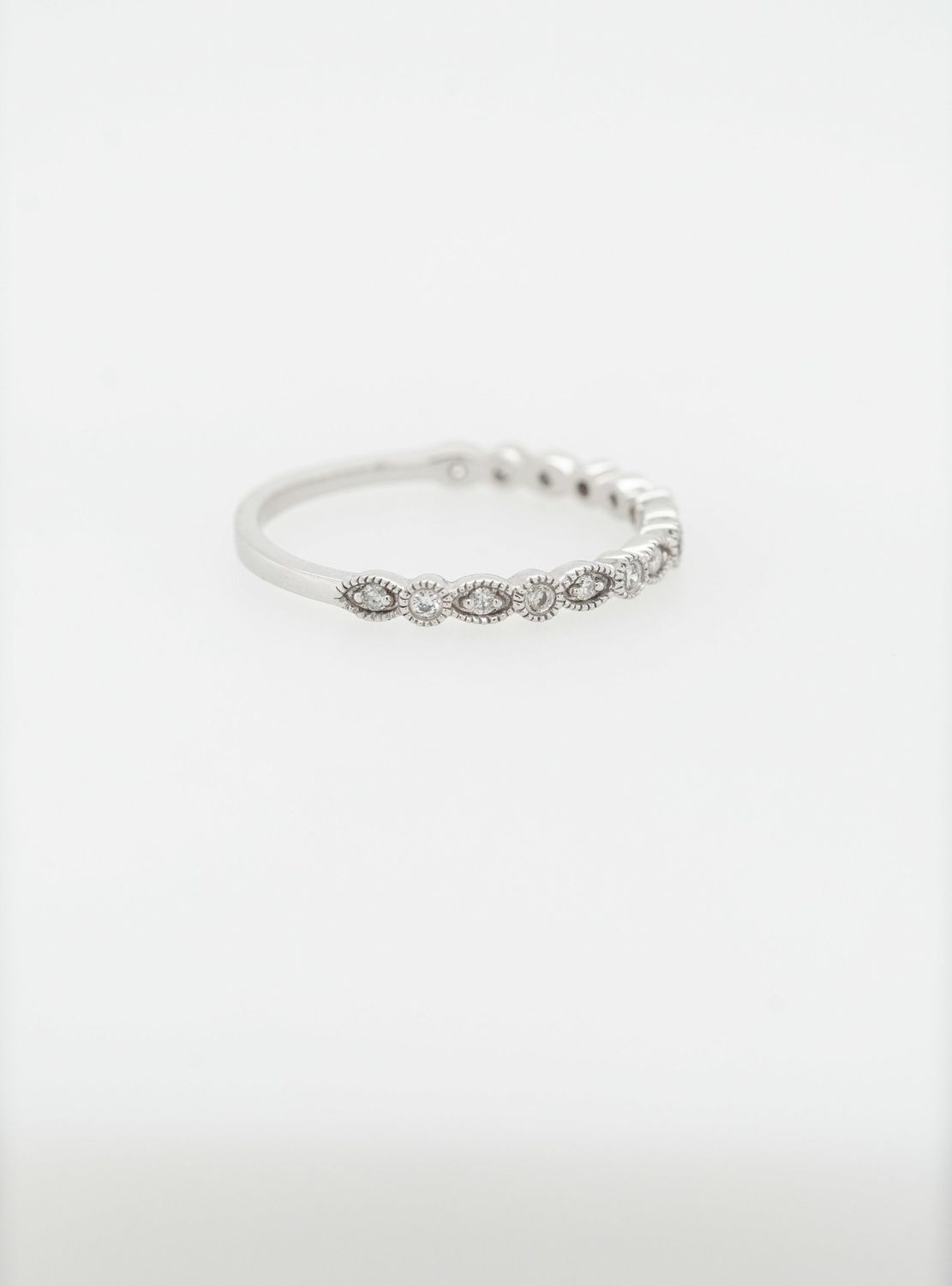 VRA- 14KW 1.48g .16ctw Diamond Stackable Band (size 7)