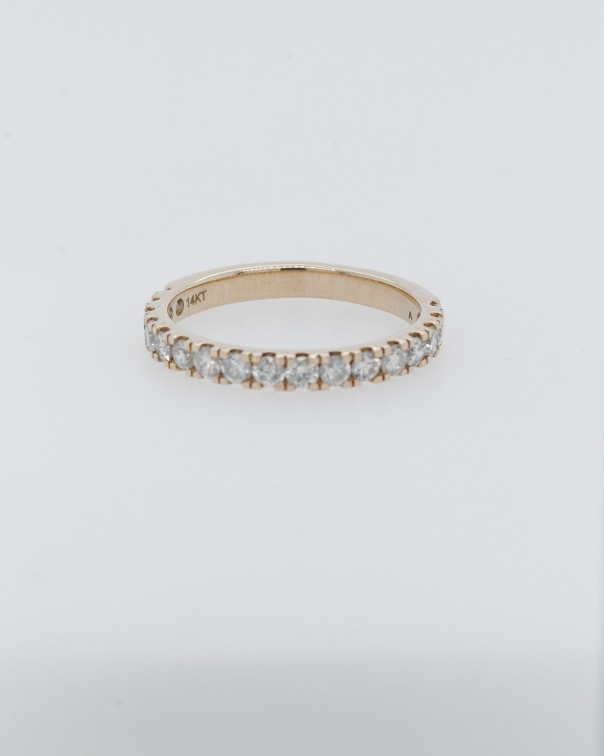 DLI- 14KY 2.4g .80ctw Diamond U-Prong Stackable Band (size 7)