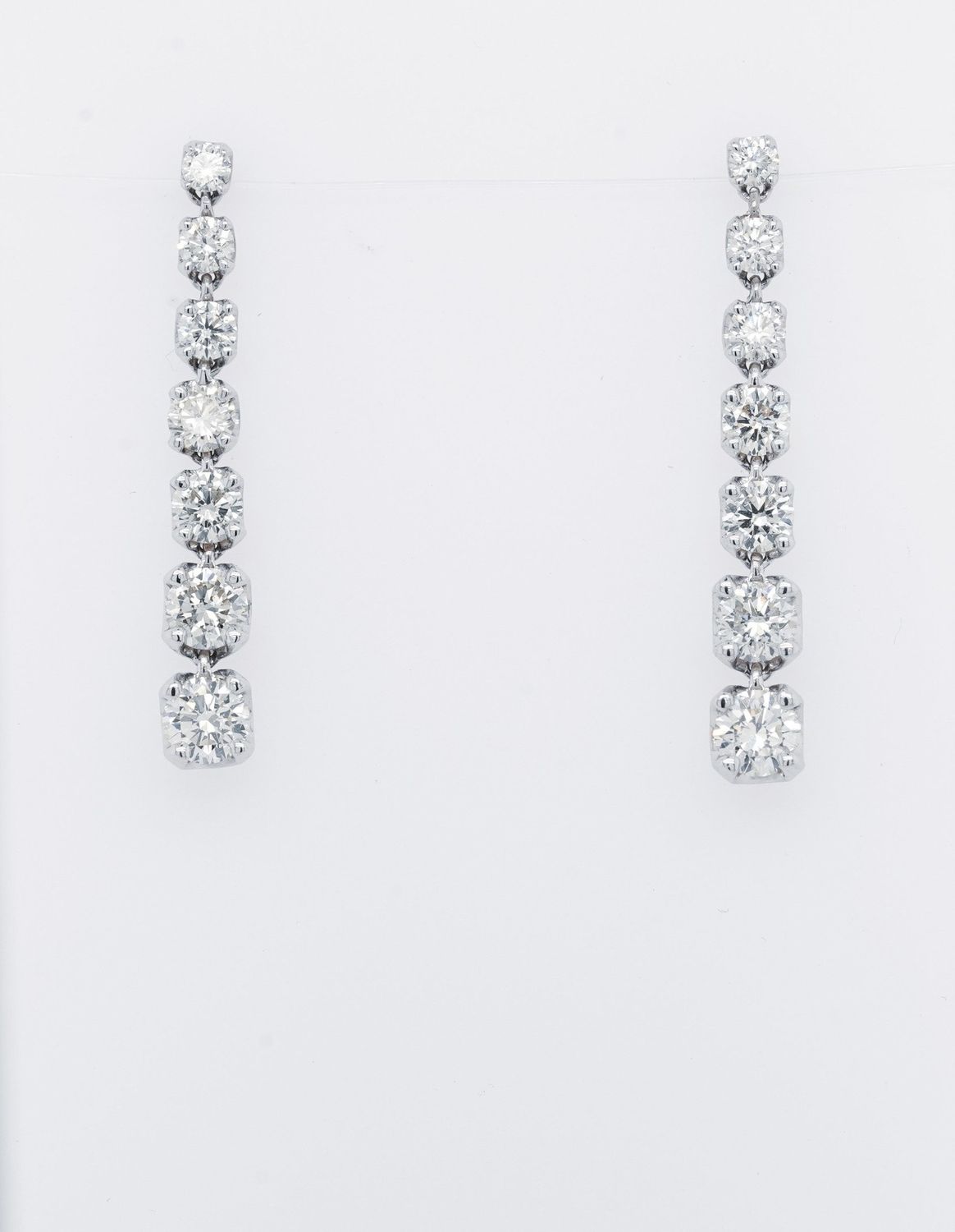 VNNI- 14KW 3.56g 1.80ctw Round Diamond Dangle Earrings