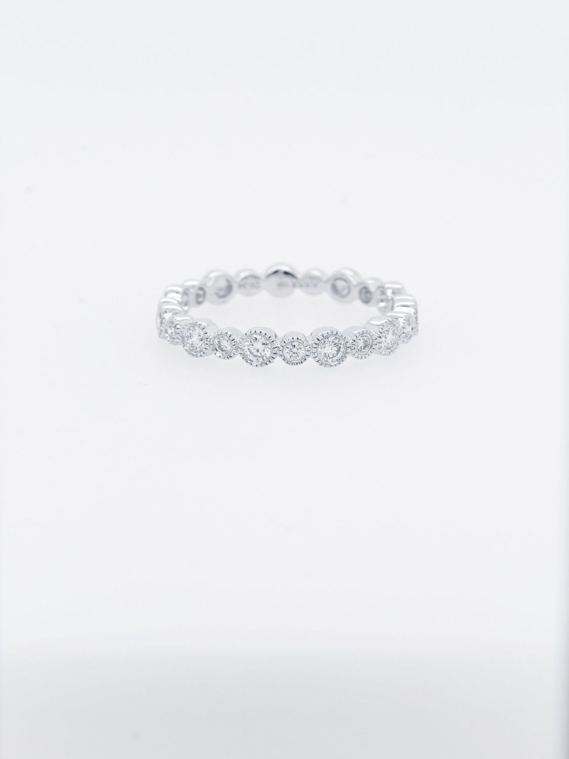 RETX- 18KW 2.3g .34ctw Diamond Stackable Band (size 6.5)