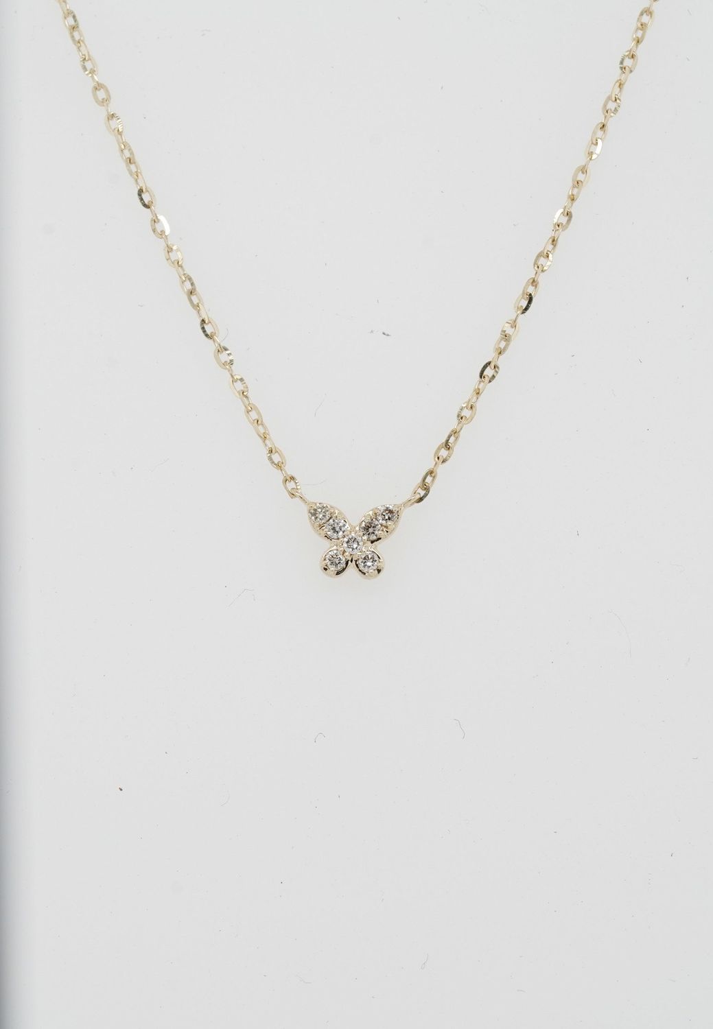 VDE- 14KY 1.35g .06ctw Diamond Butterfly Pendant 16-18&quot;