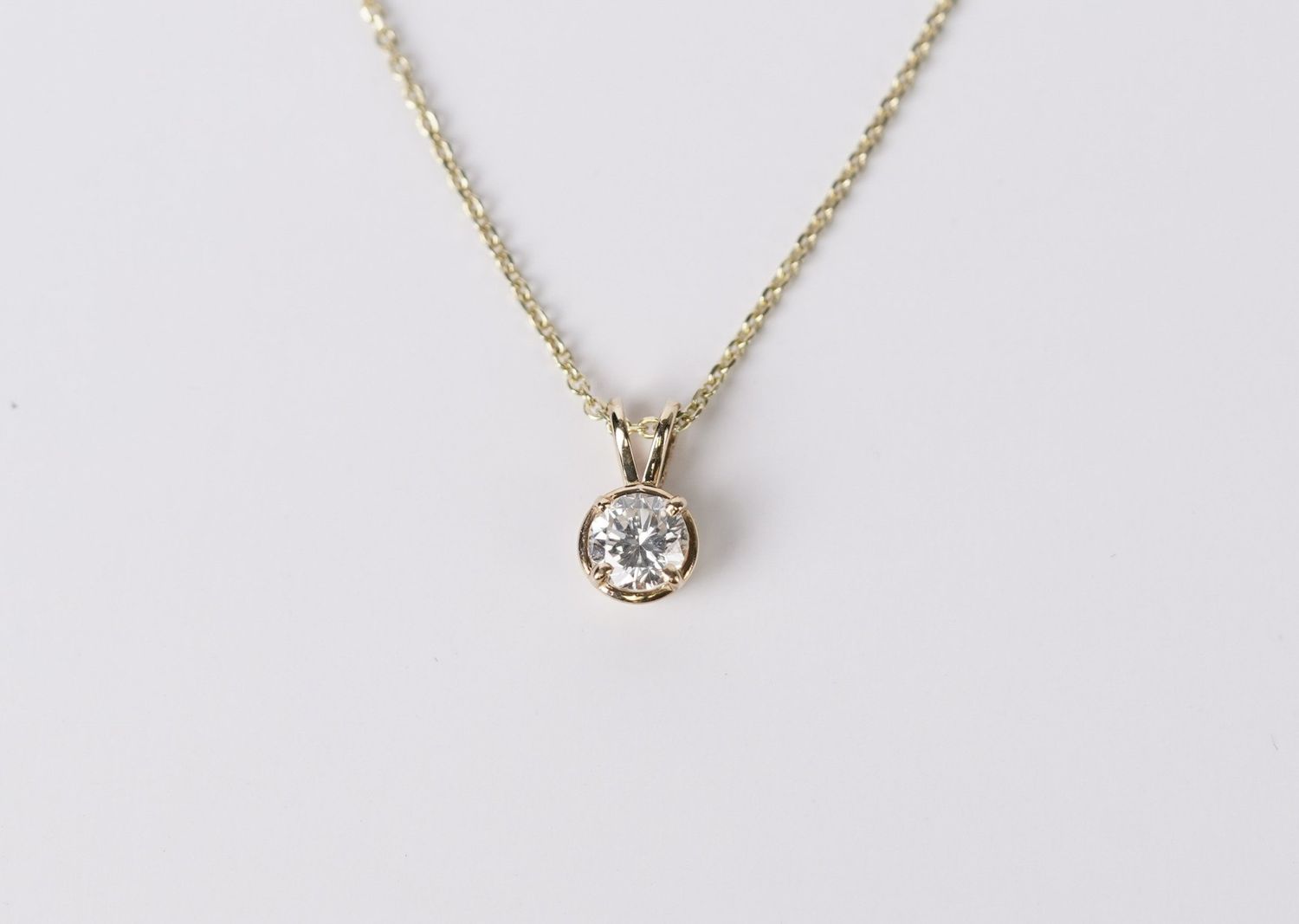 DETX- 14KY 2.29g .46ct H/SI1 Round Diamond Solitaire Pendant 16-18&quot;