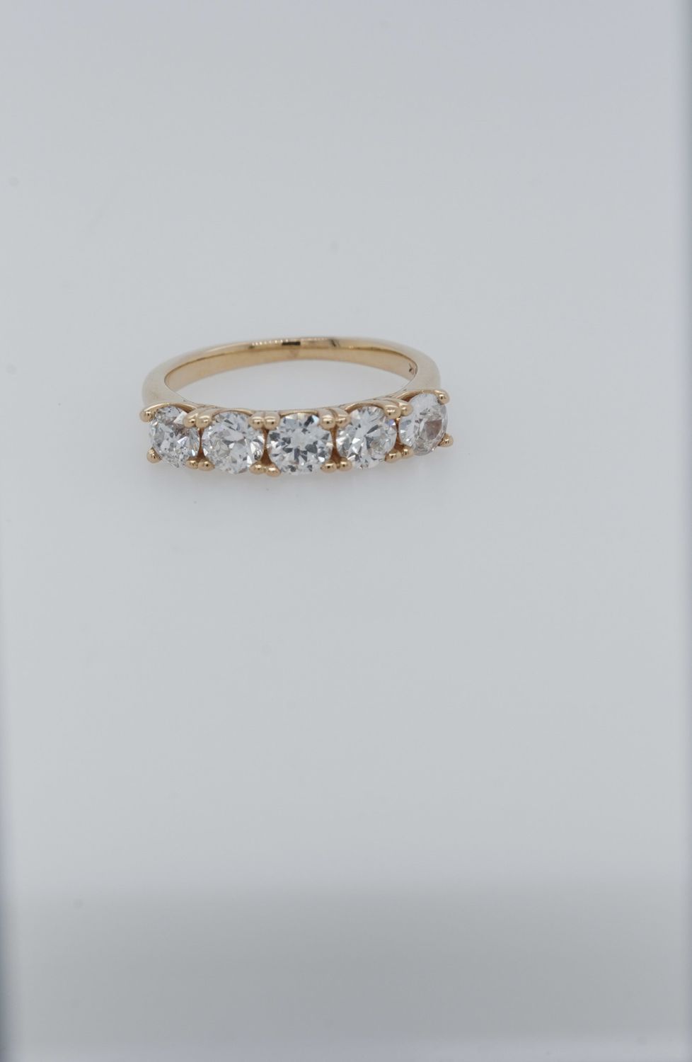 VATT- 14KY 3.55g 1.40ctw J/SI Old European Diamond Anniversary Band (size 5.5)