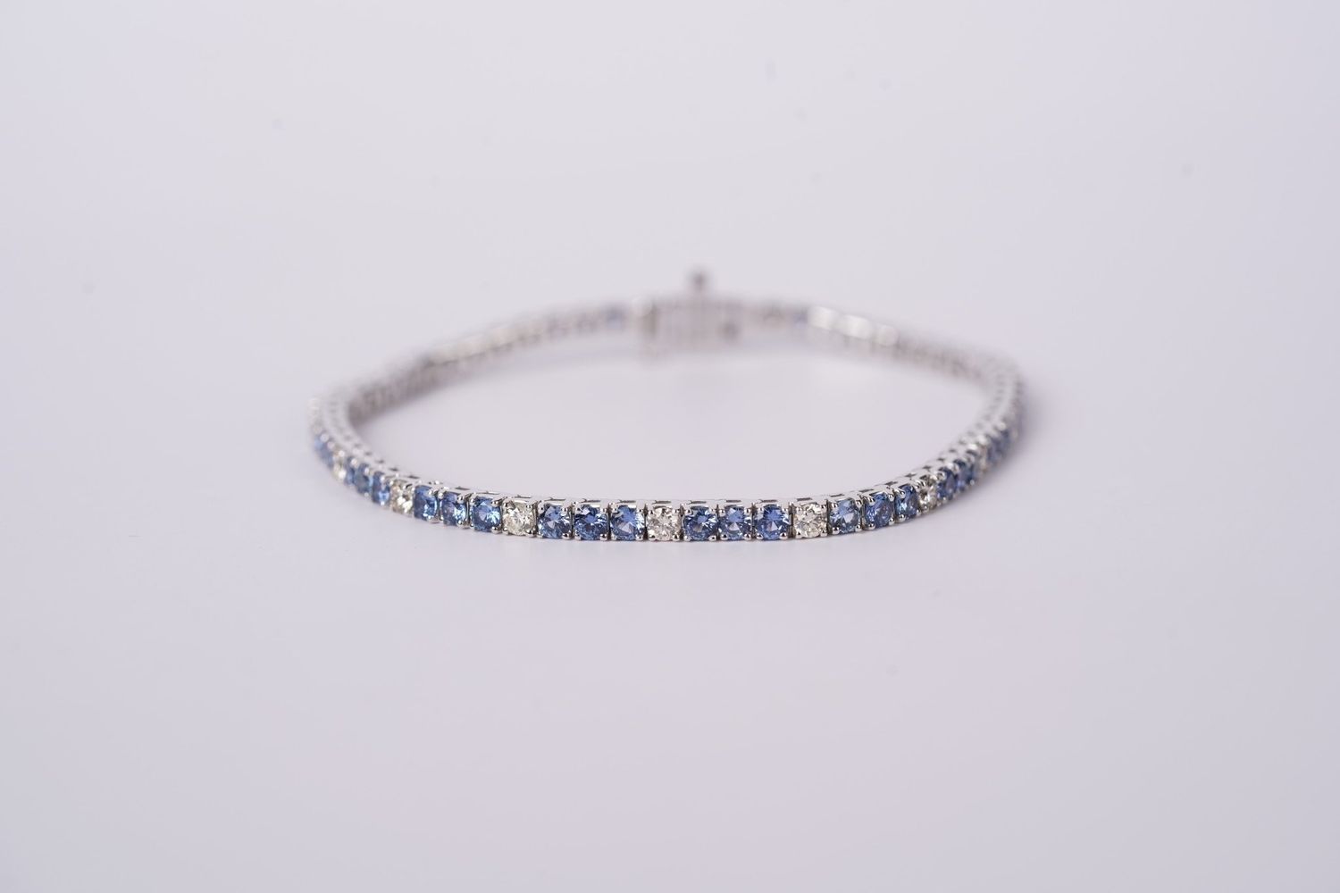NRDL-7.25&quot; 14KW 11.94g 5.75ctw Montana Sapphire &amp; Diamond Tennis Bracelet