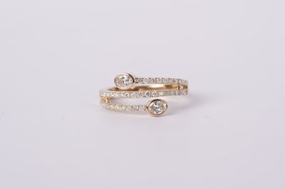 LVRX- 14KY 2.9g .75ctw Oval Diamond Bypass Fashion Ring (size 7)