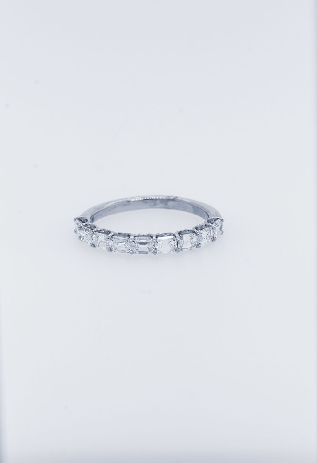 VTET- 14KW 1.76g 1.08ctw G-H/VS 9-Stone Emerald Diamond Stackable Band (size 6)