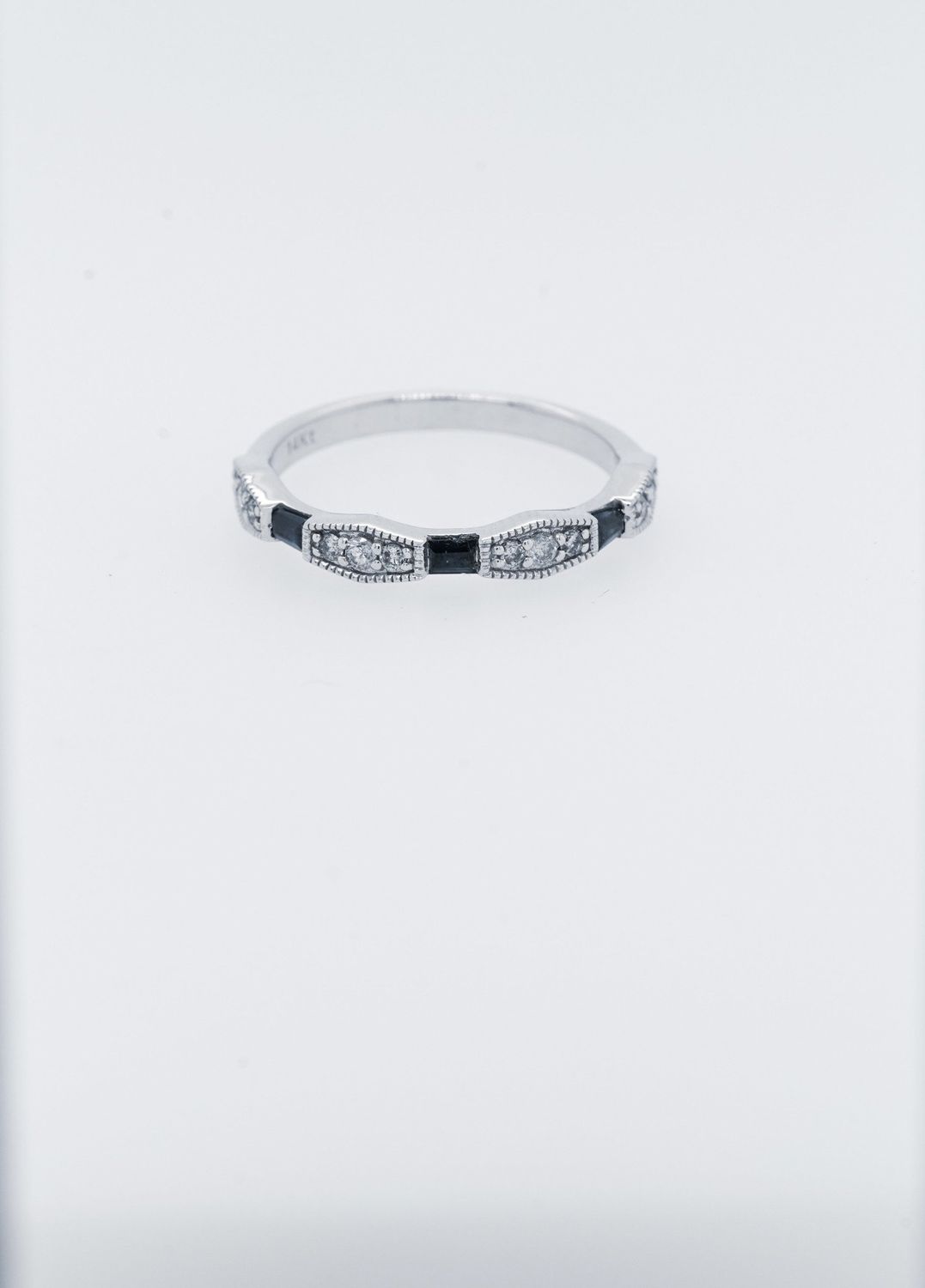 ATT- 14KW 2.58g .20ctw Diamond .24ctw Sapphire Stackable Band (size 7.25)