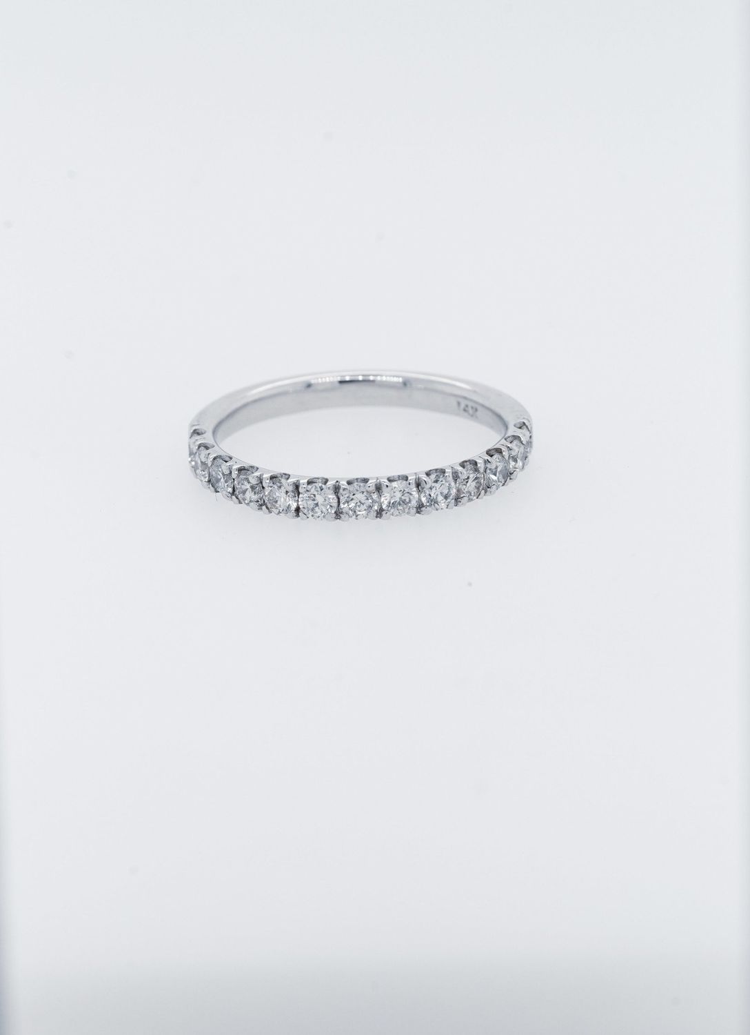 EBA- 14KW 2.10g .60ctw Diamond U-Prong Stackable Band (size 6.5)