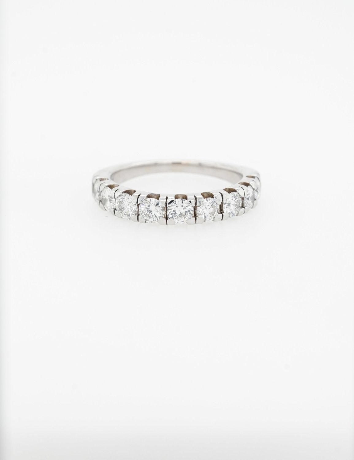 VVET- 14KW 3.38g 1.50ctw Round Diamond U-Prong Stackable Band (size 6)