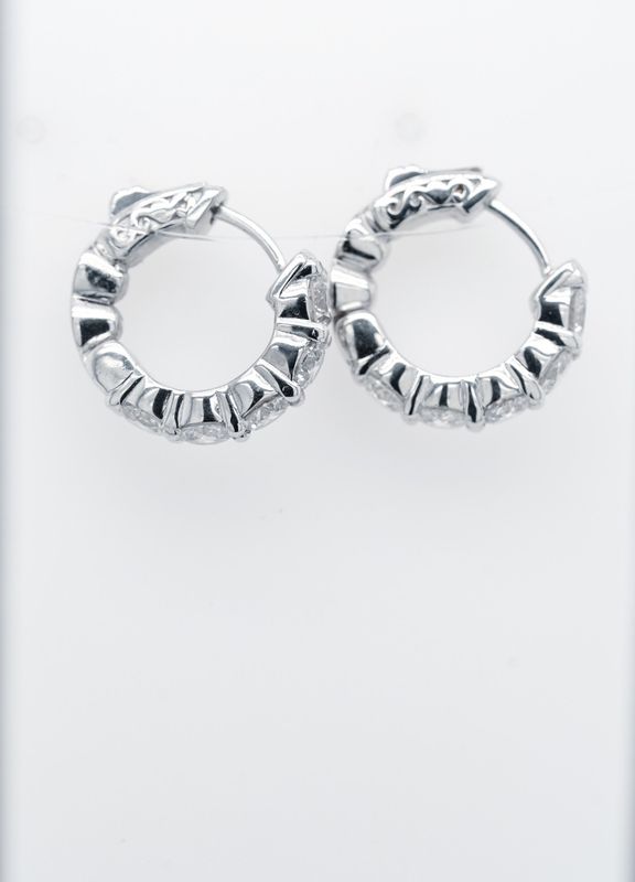VLET- 14KW 6.51g 2.55ctw Diamond Huggie Hoop Earrings