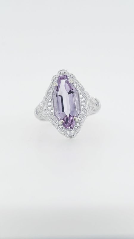 ALE- 14KW 4.44g Trufili Amethyst Fashion Ring (size 7)
