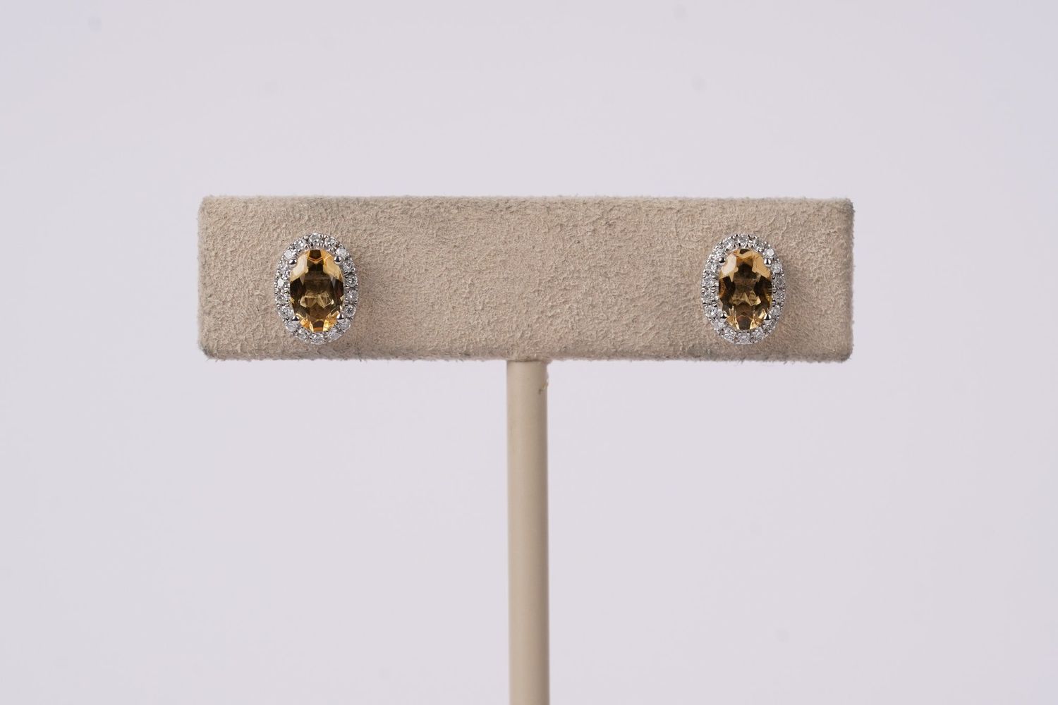 VDE- 14KW 1.20g 1.00ctw Citrine .15ctw Diamond Halo Fashion Earrings