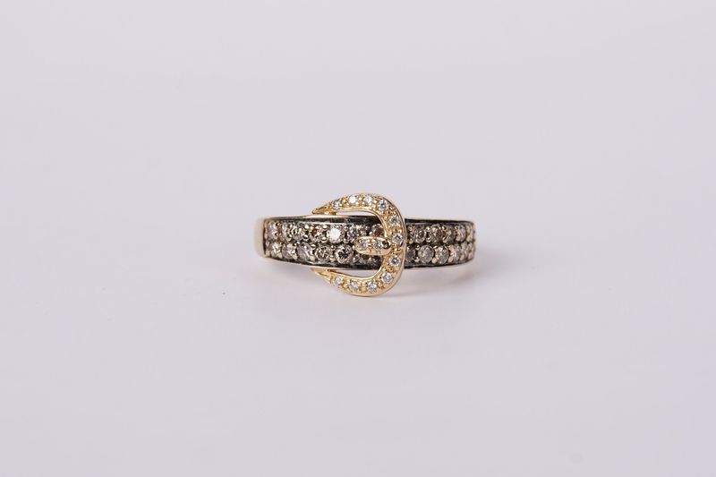 DTTX- 14KY 3.58g .75ctw Chocolate Diamond Levian Belt Buckle Ring (size 8.75)