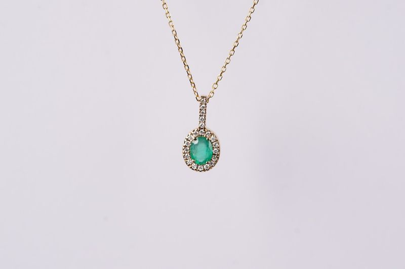 NNI- 14KY 1.62g .49ctw (.40ctr) Emerald &amp; Diamond Halo Pendant 16&quot;