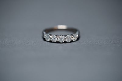 NBEX- 18KW 3.28g 1.00ctw Hearts On Fire Diamond Stackable Band (size 6.5)