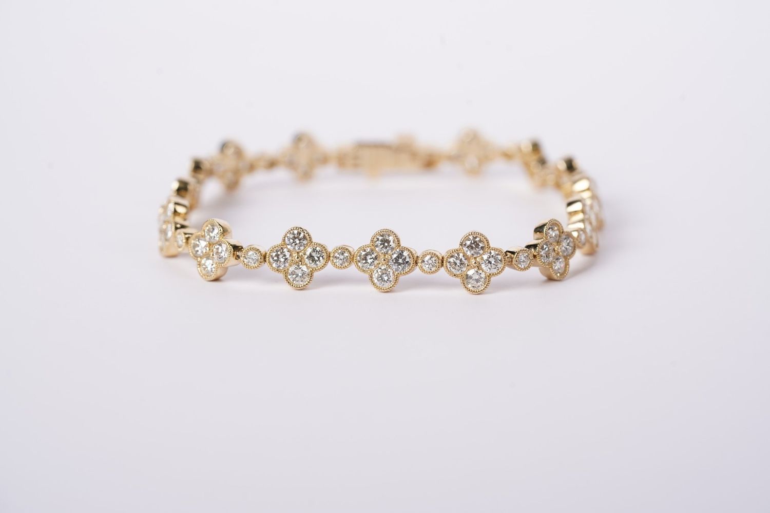 NBTT- 7&quot; 14KY 12.24g 5.30ctw Diamond Clover Tennis Bracelet