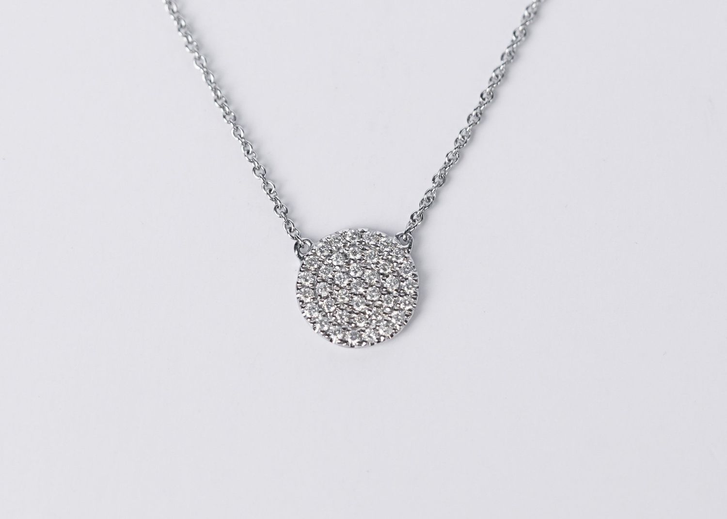 NET- 14KW 2.81g .40ctw Pave Diamond Disc Necklace 16-18&quot;
