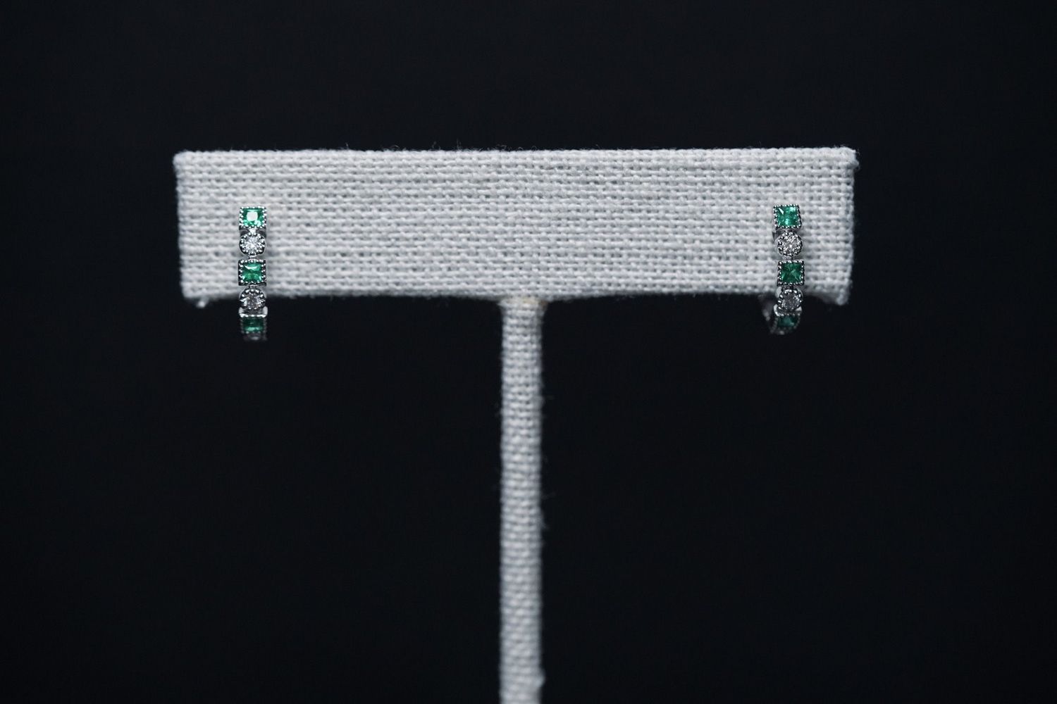 DDTX- 18KW 2.12g .36ctw Emerald &amp; Diamond Hoop Earrings